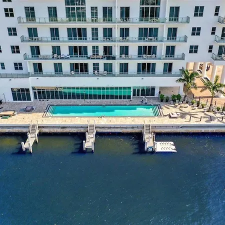 Hyde Beach House: Oceanfront Mansion with Resort Amenities Hollywood Exterior photo