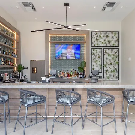 Hyde Beach House: Oceanfront Mansion with Resort Amenities Hollywood Exterior photo
