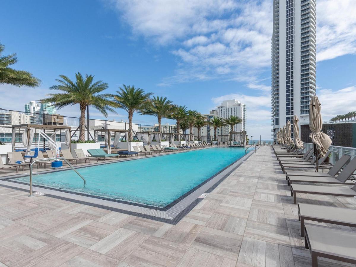 Hyde House - 2bd-2ba Mansion With Direct Ocean View, Amenities, Rooftop Pool And Hot Tub, Tennis Court, Few Min Walk To The Ocean * Hollywood