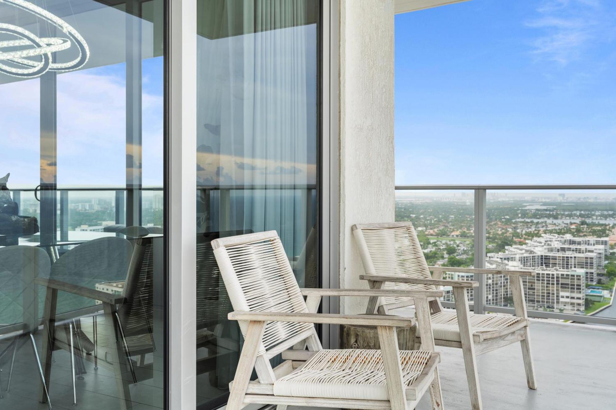Hyde House - 2bd-2ba Mansion With Direct Ocean View, Amenities, Rooftop Pool And Hot Tub, Tennis Court, Few Min Walk To The Ocean Apartamento *